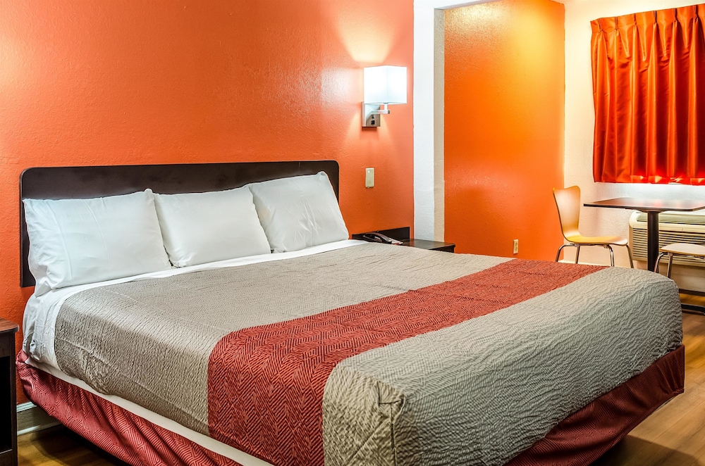 Motel6 Saraland, AL 14/28