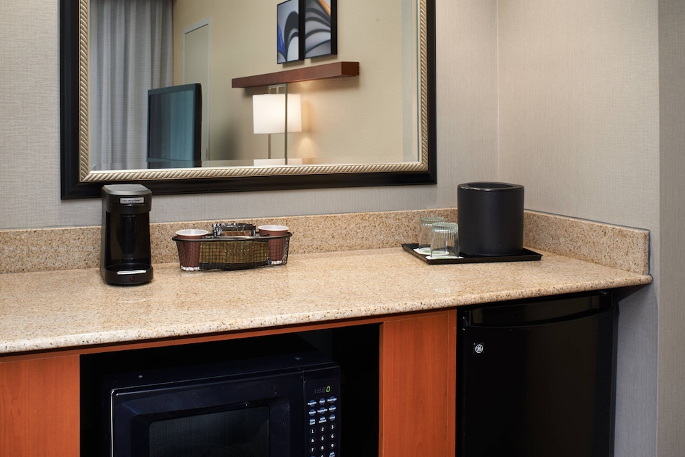 Courtyard by Marriott Lexington North 7/45