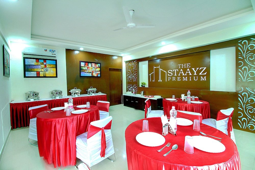 Hotel Staayz Premium 24/30