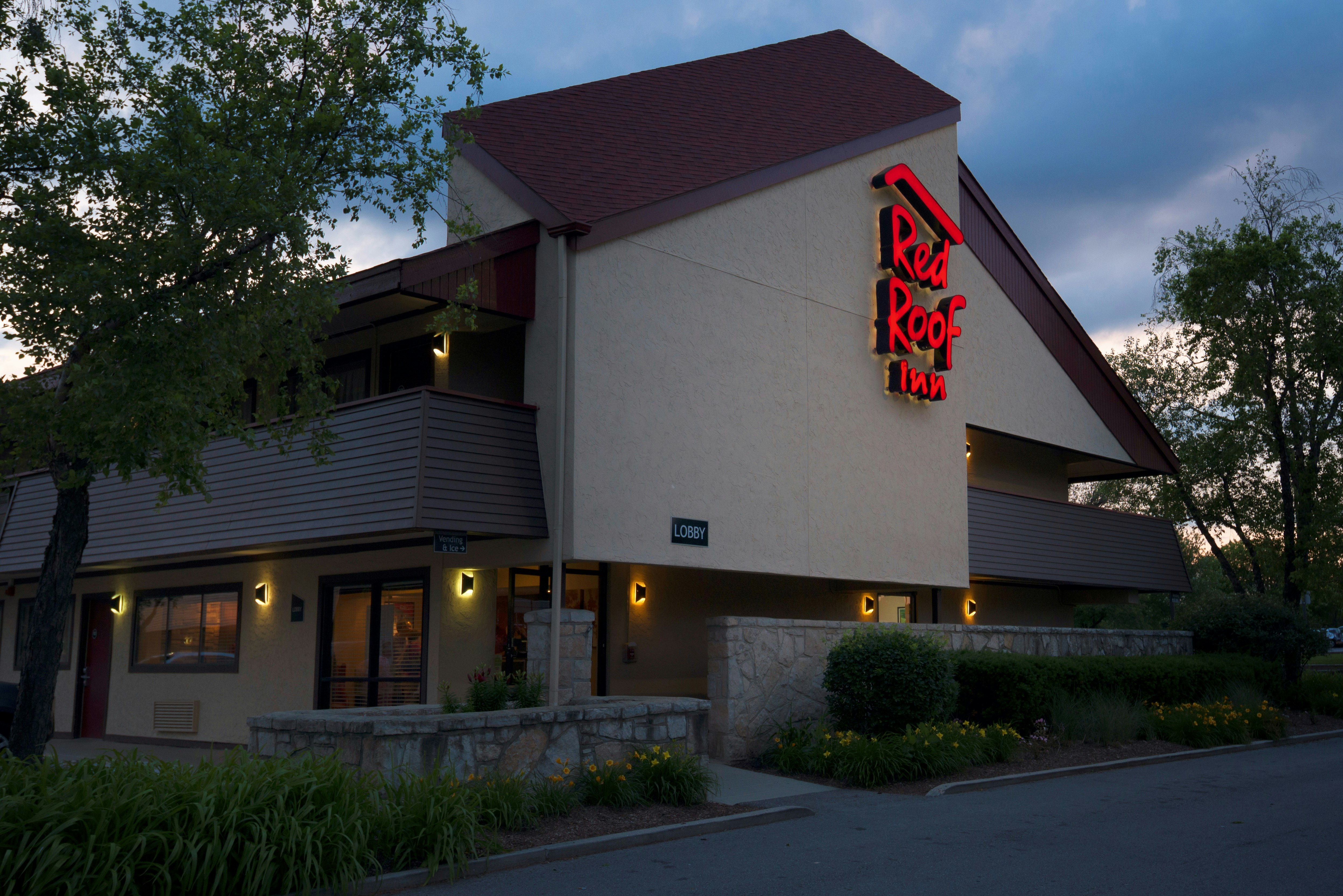 Red Roof Inn Rockford East - Casino District 2/41
