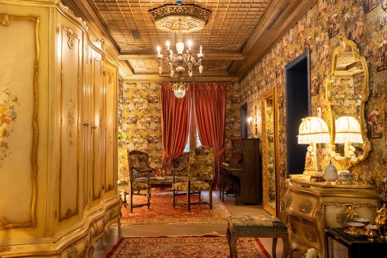 Castle Boutique Hotel 52/63