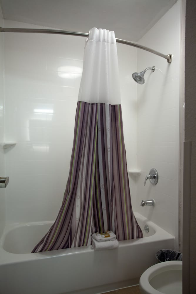 La Quinta Inn & Suites by Wyndham Goodlettsville - Nashville 23/58