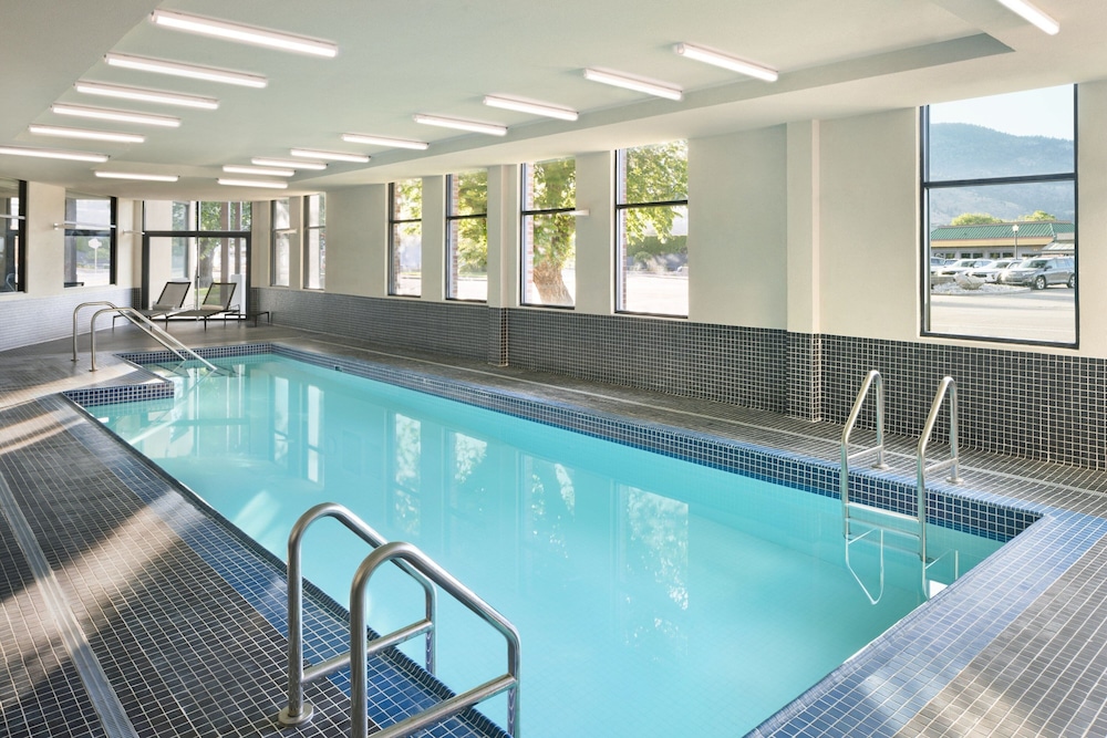 Four Points by Sheraton Penticton at the Convention Centre 19/44