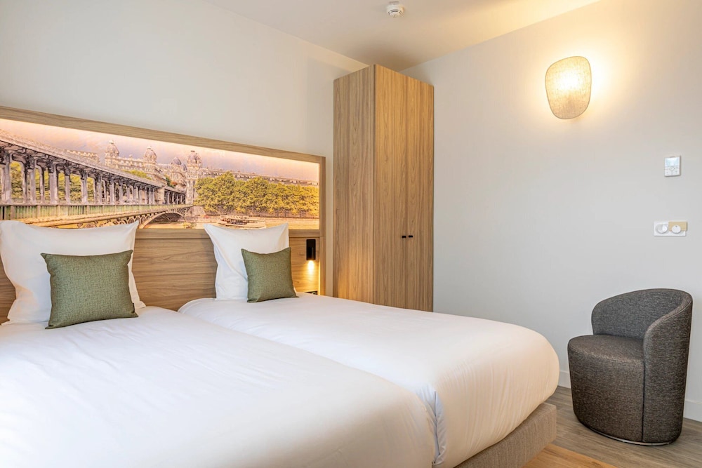 Dantan Hotel 24/46
