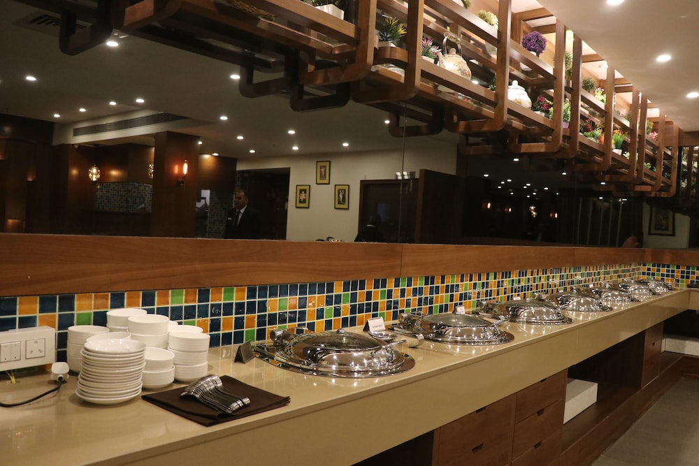 Hotel Shagun Zirakpur 7/50