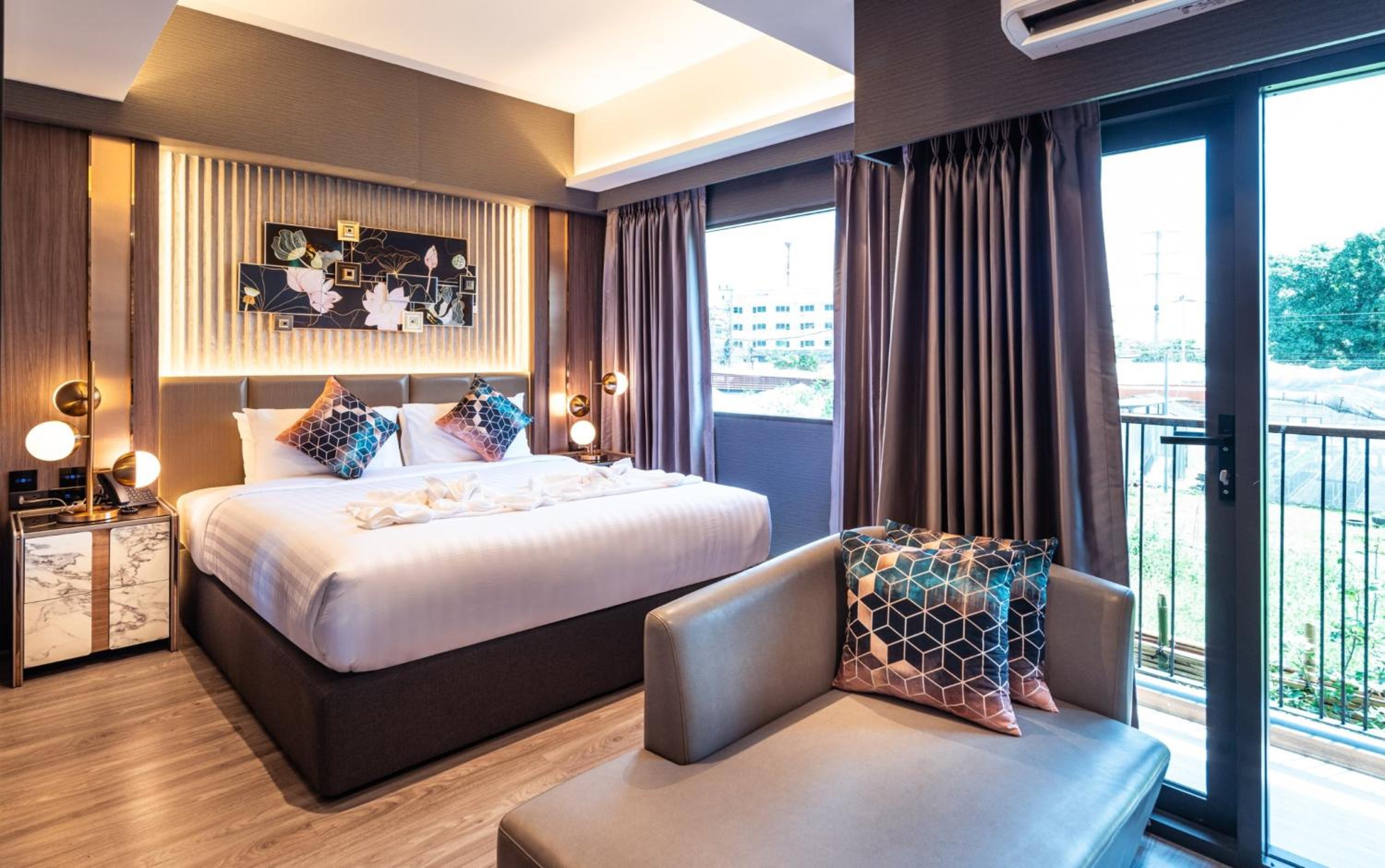 STANDARD, DOUBLE BED