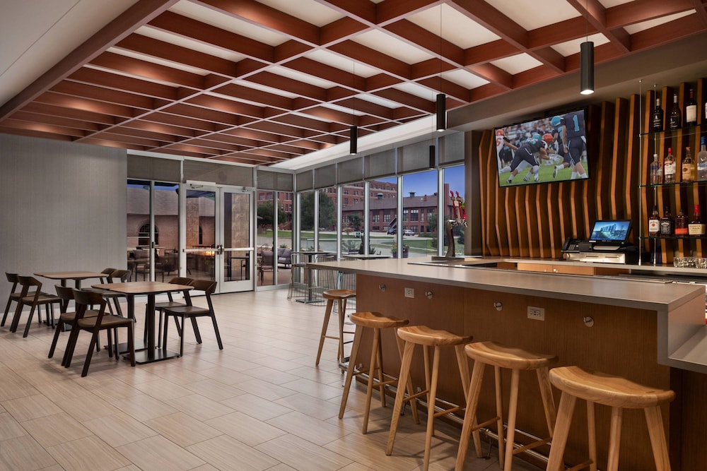 Springhill Suites Milwaukee West Wauwatosa 43/50