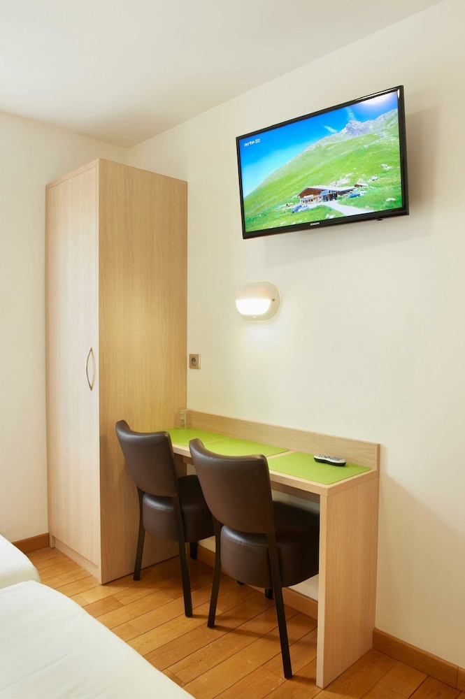 Hotel Darcet Paris 26/37
