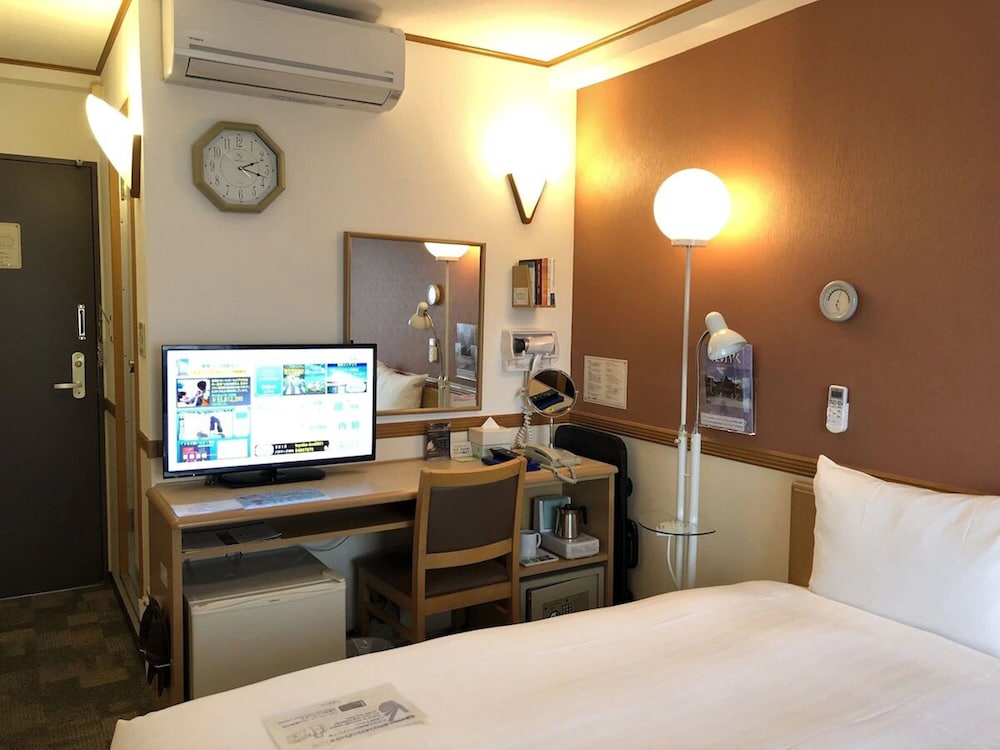 Toyoko Inn Fukushima Eki Higashi Guchi No 1 49/58