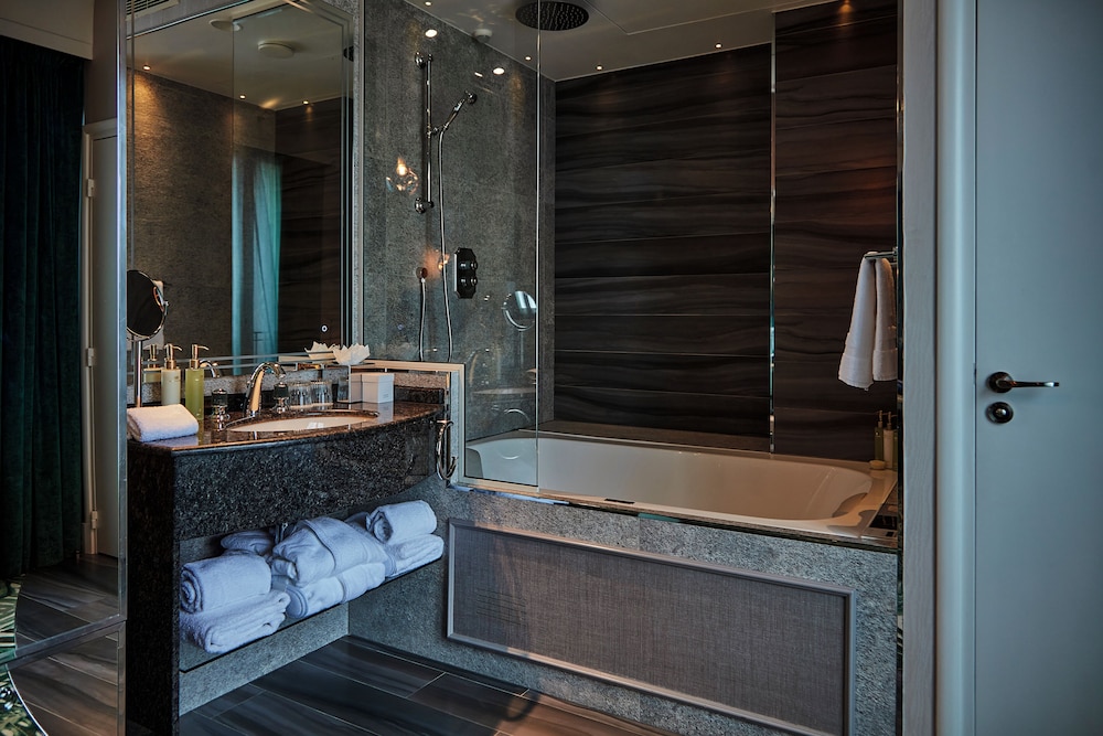 Paris J'adore Hotel & Spa - Adults Only 68/70