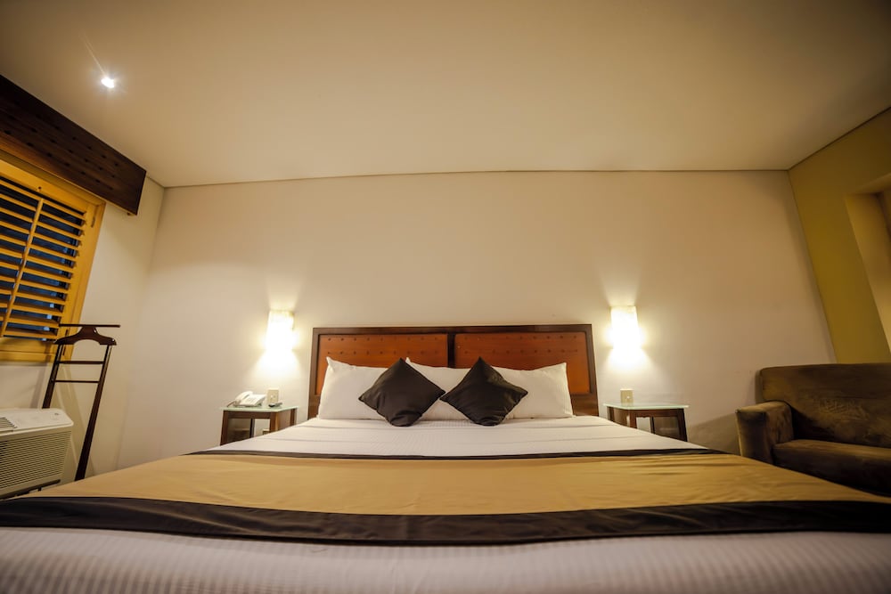 Master, Suite, King Bed