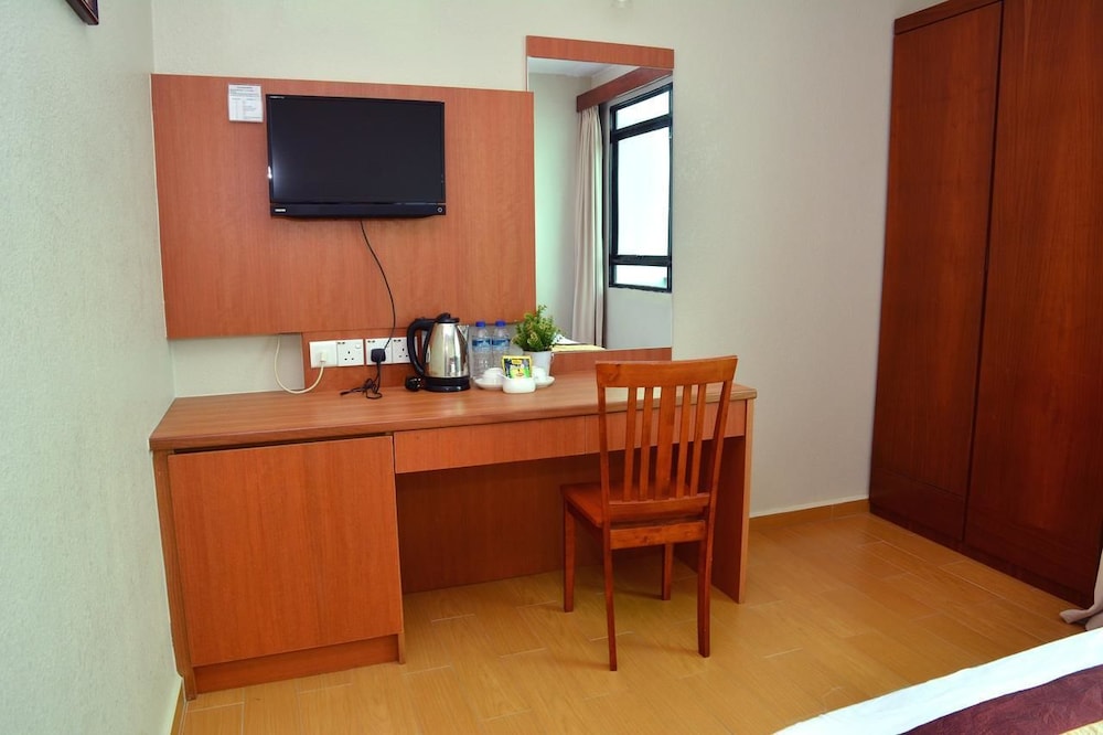 Muarar 99 Hotel 26/31
