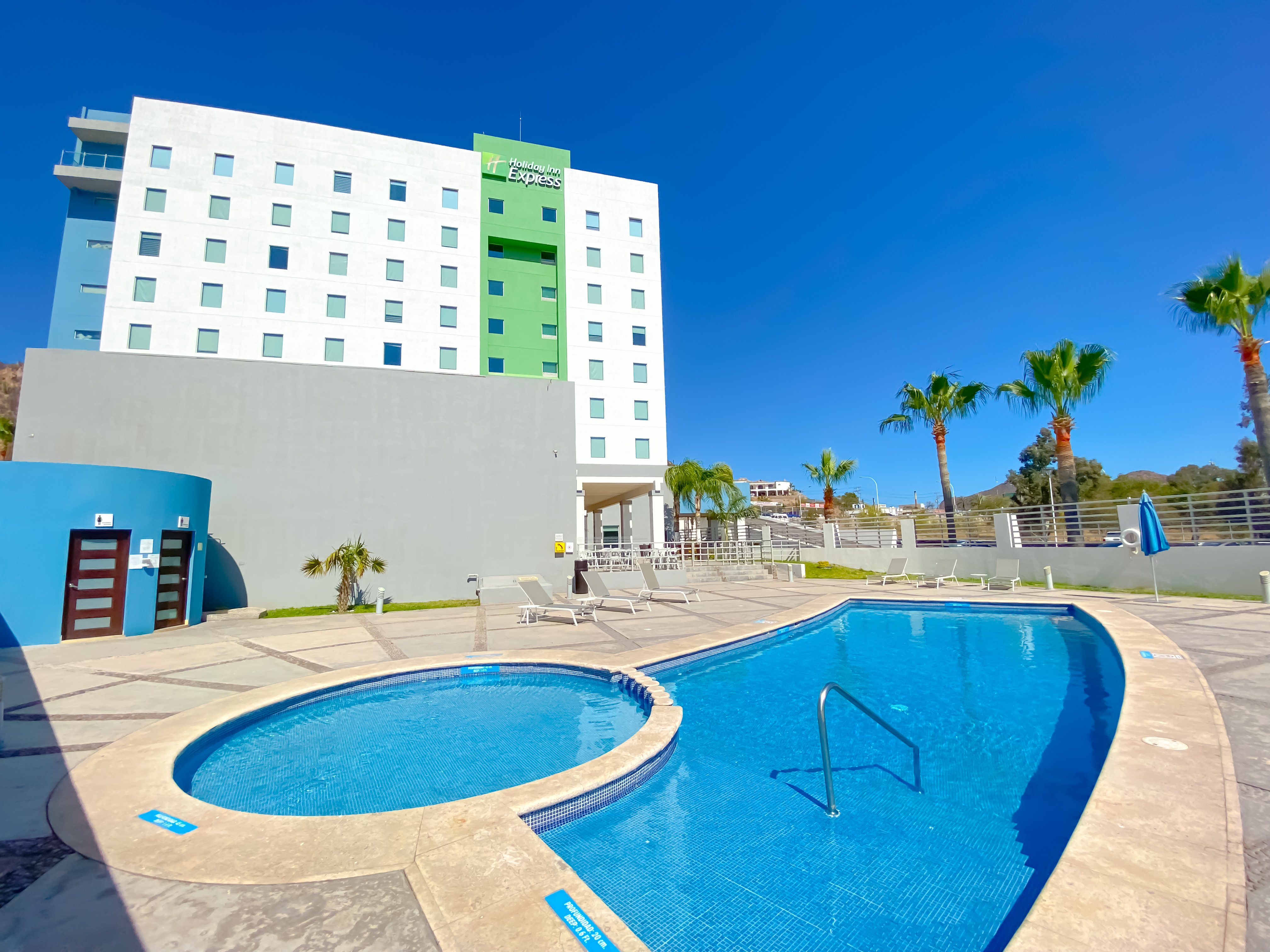 Holiday Inn Express Guaymas 5/37