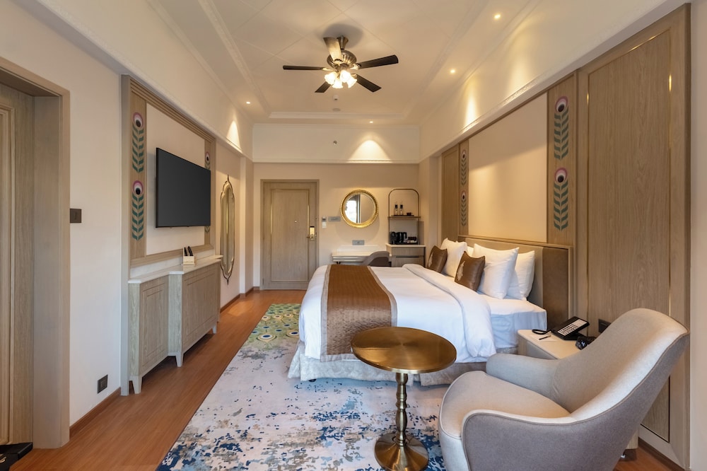 Wyndham Grand Udaipur Fateh Sagar Lake 27/66