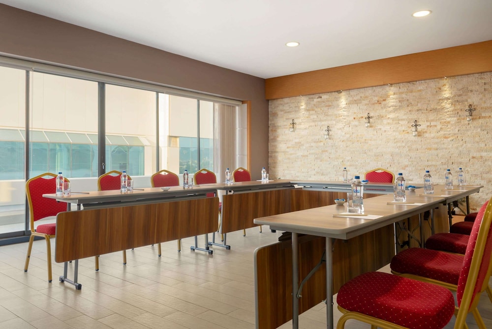 Ramada Plaza by Wyndham Eskisehir 45/64
