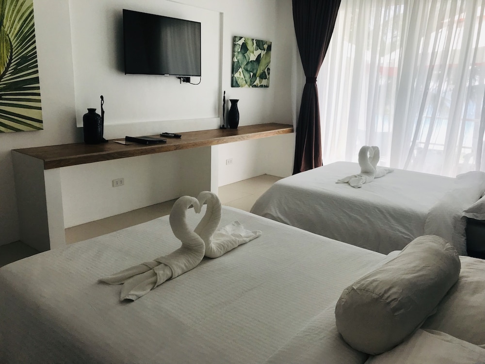 Calypso Beach Dive Resort 14/76