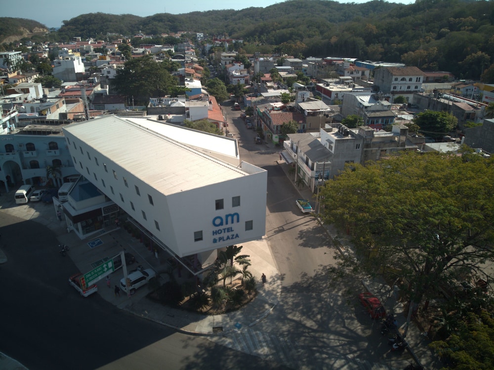 Am Hotel And Plaza 56/65