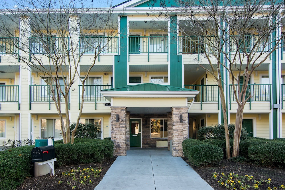 Suburban Studios Durham-Raleigh 5/37