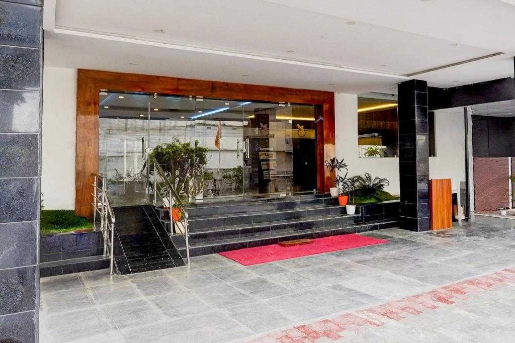 Hotel Grand Orchid 9/38