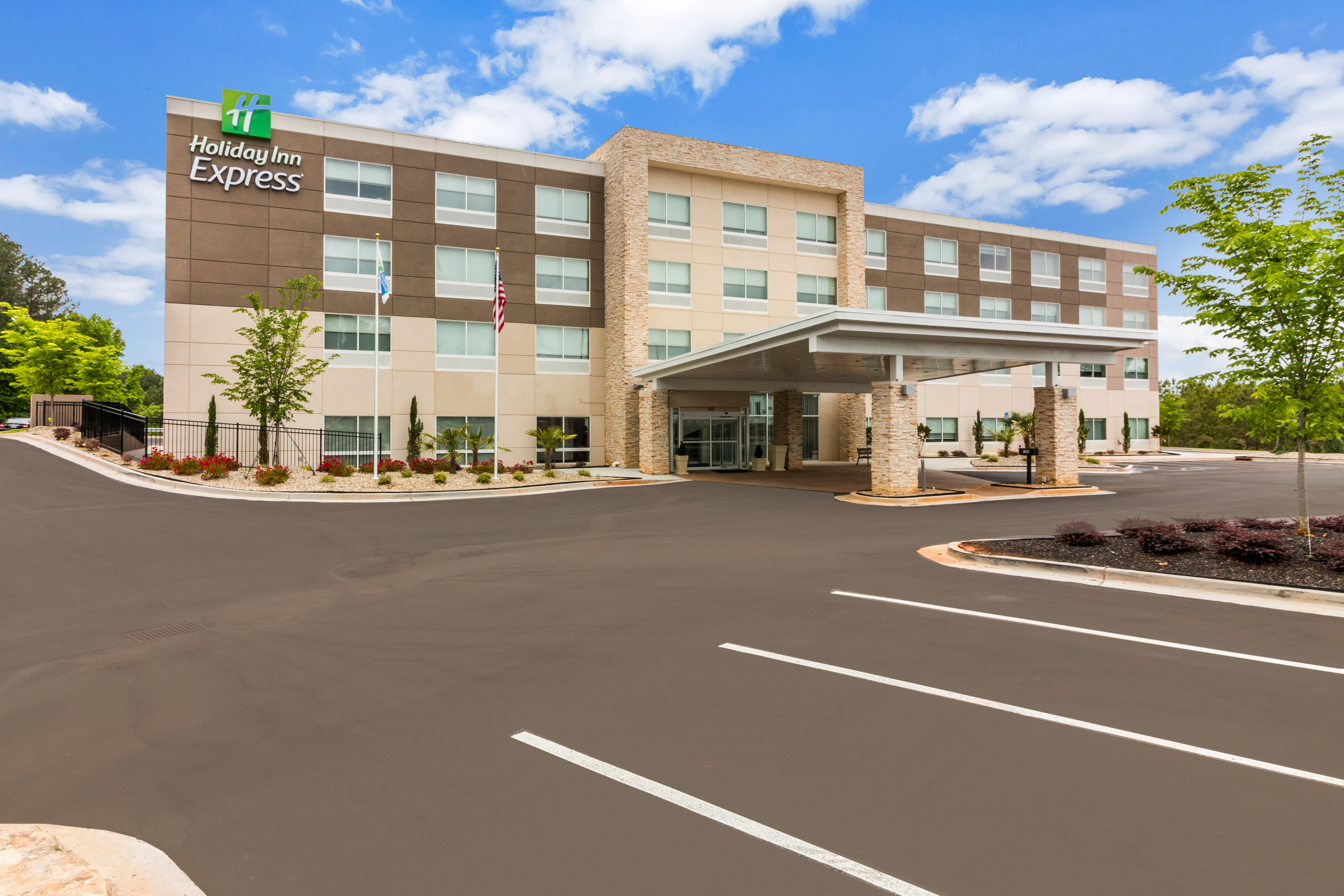 HOLIDAY INN EXPRESS VILLA RICA 32/38