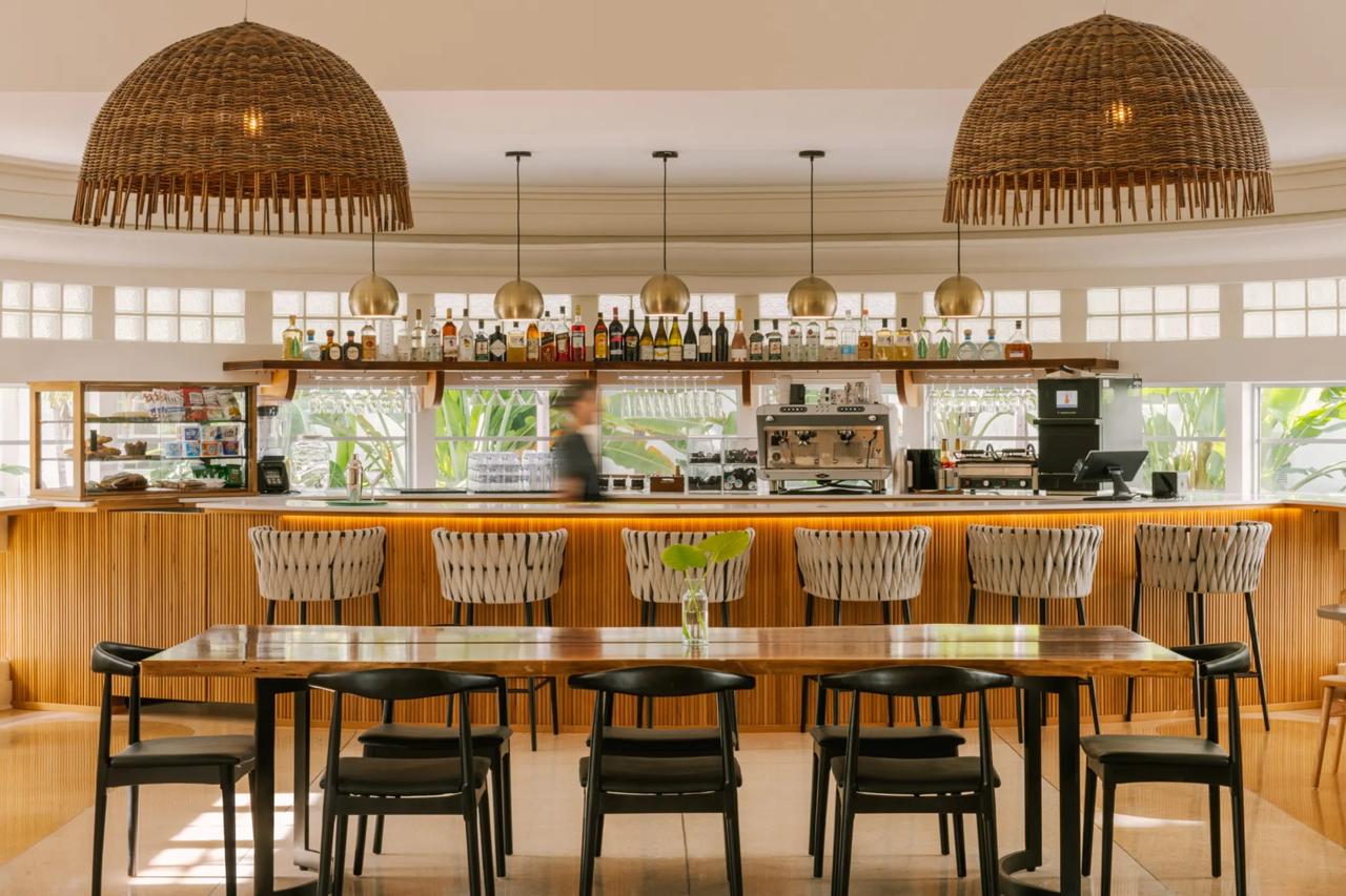 Kenmore Village Hotel, South Beach 29/43