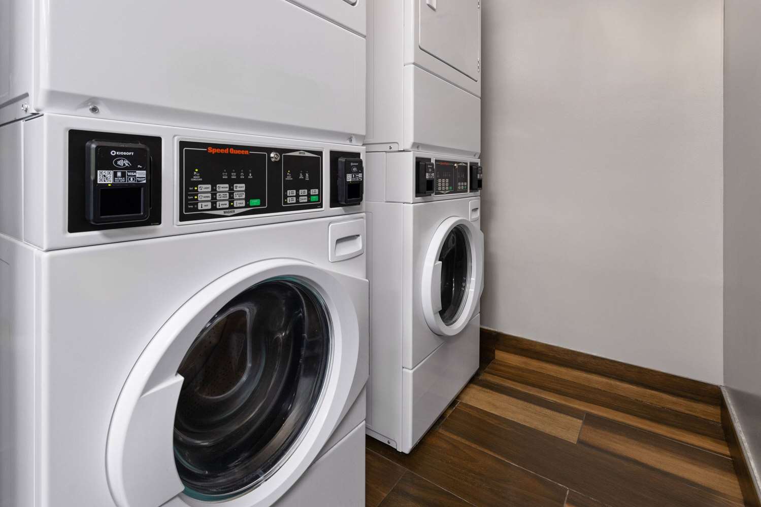 La Quinta Inn & Suites by Wyndham Atlanta South - Newnan 8/21
