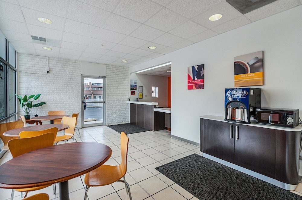 Motel6 Winchester, VA 32/41