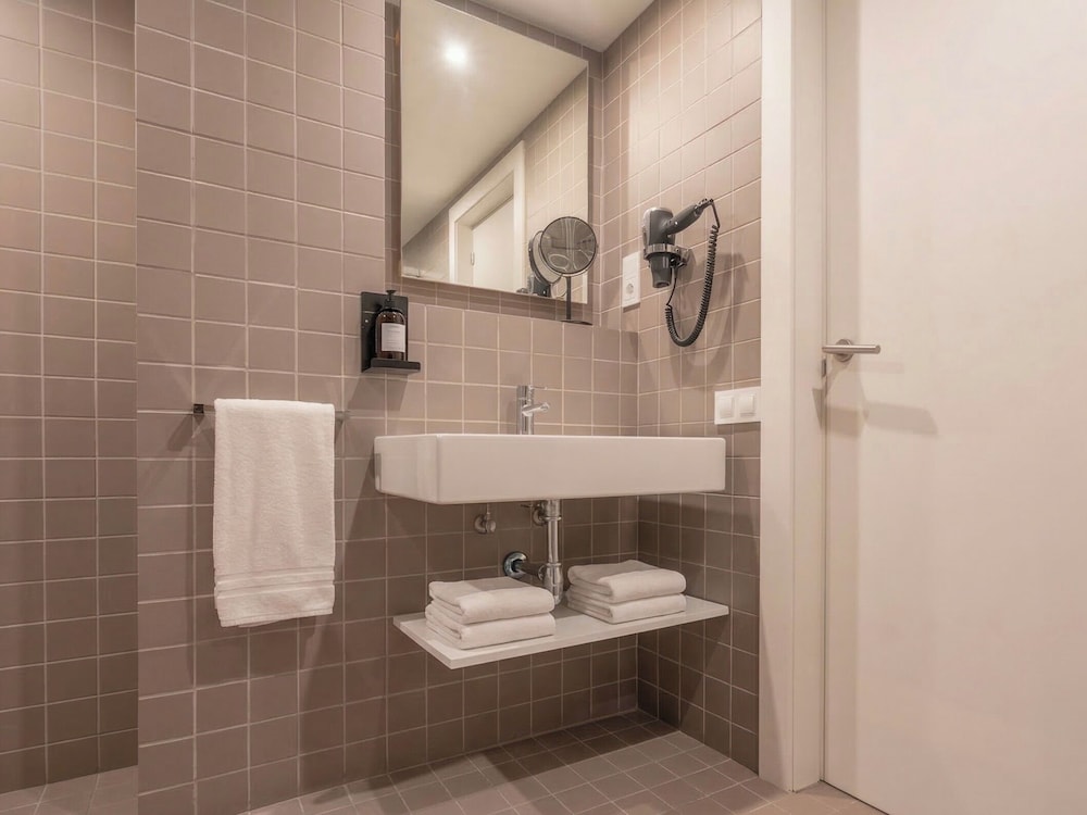 limehome Barcelona Rector Triado 66/66