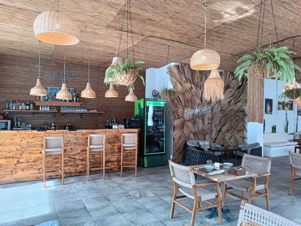 Ladies Beach Residence Hotel 14/68