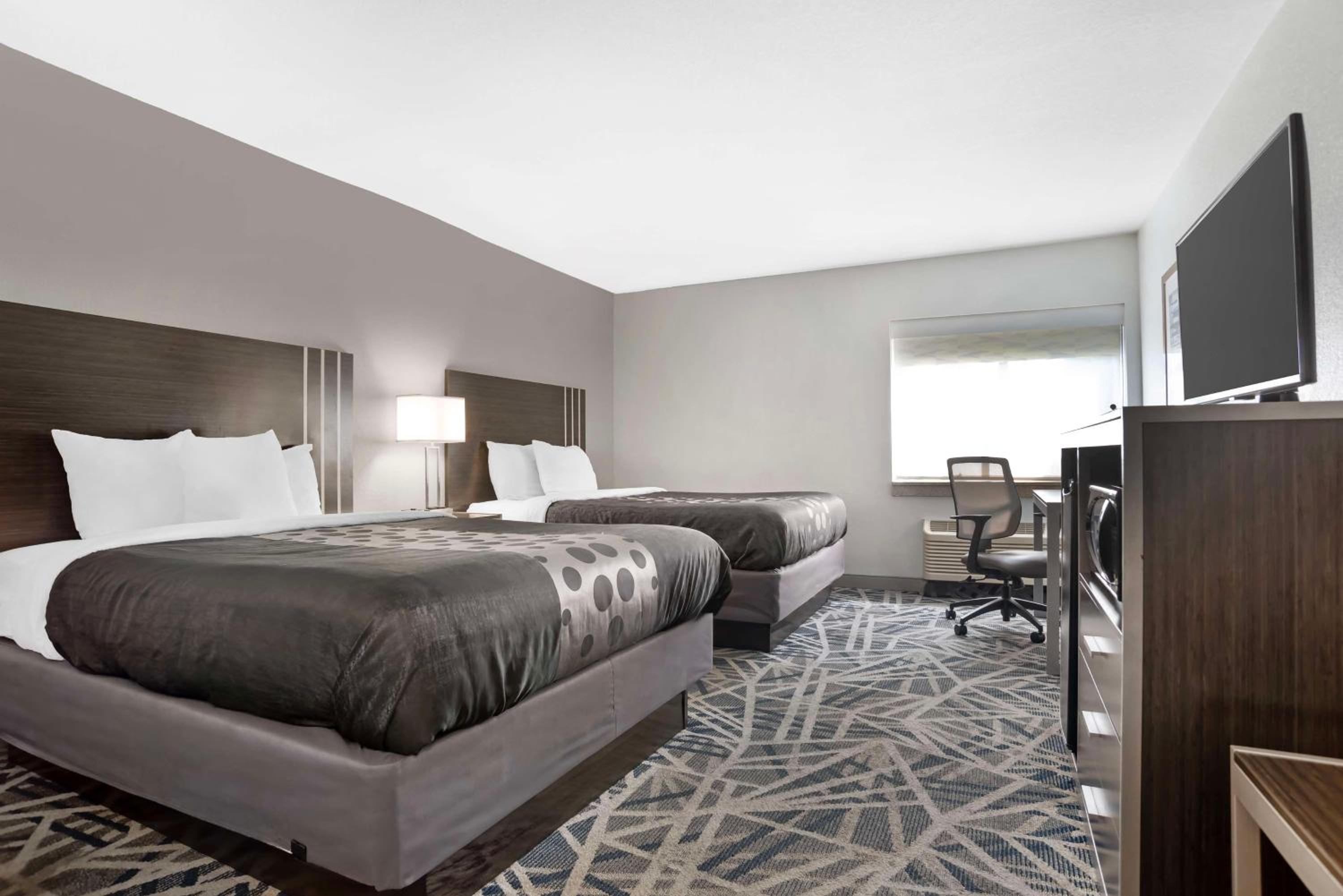 ROOM, 2 QUEEN BEDS