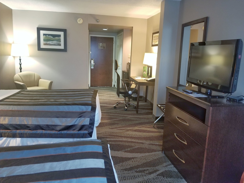 Wingate By Wyndham Raleigh Durham Airport 14/30