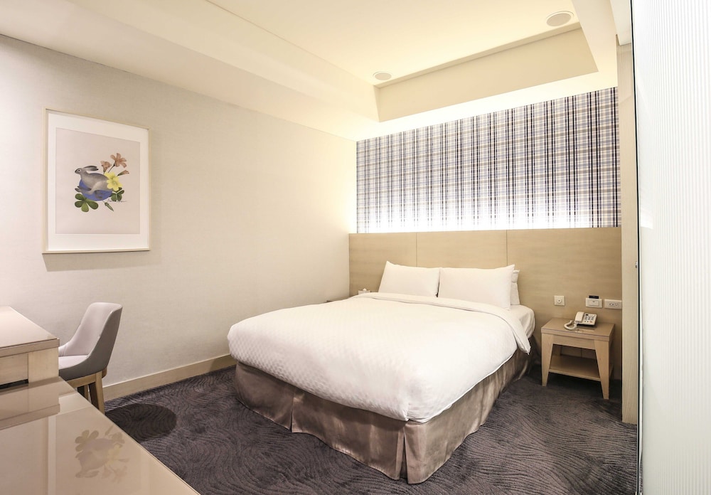 Dandy Hotel Daan Park Branch 25/66