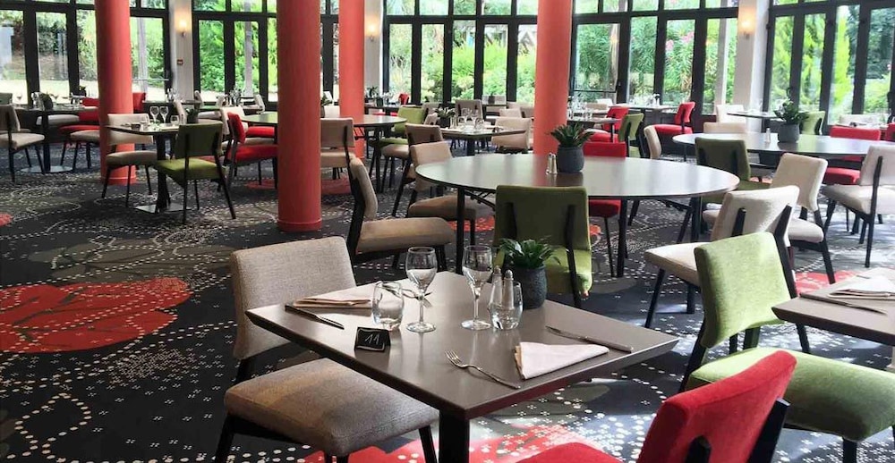 restaurant-cafeteria