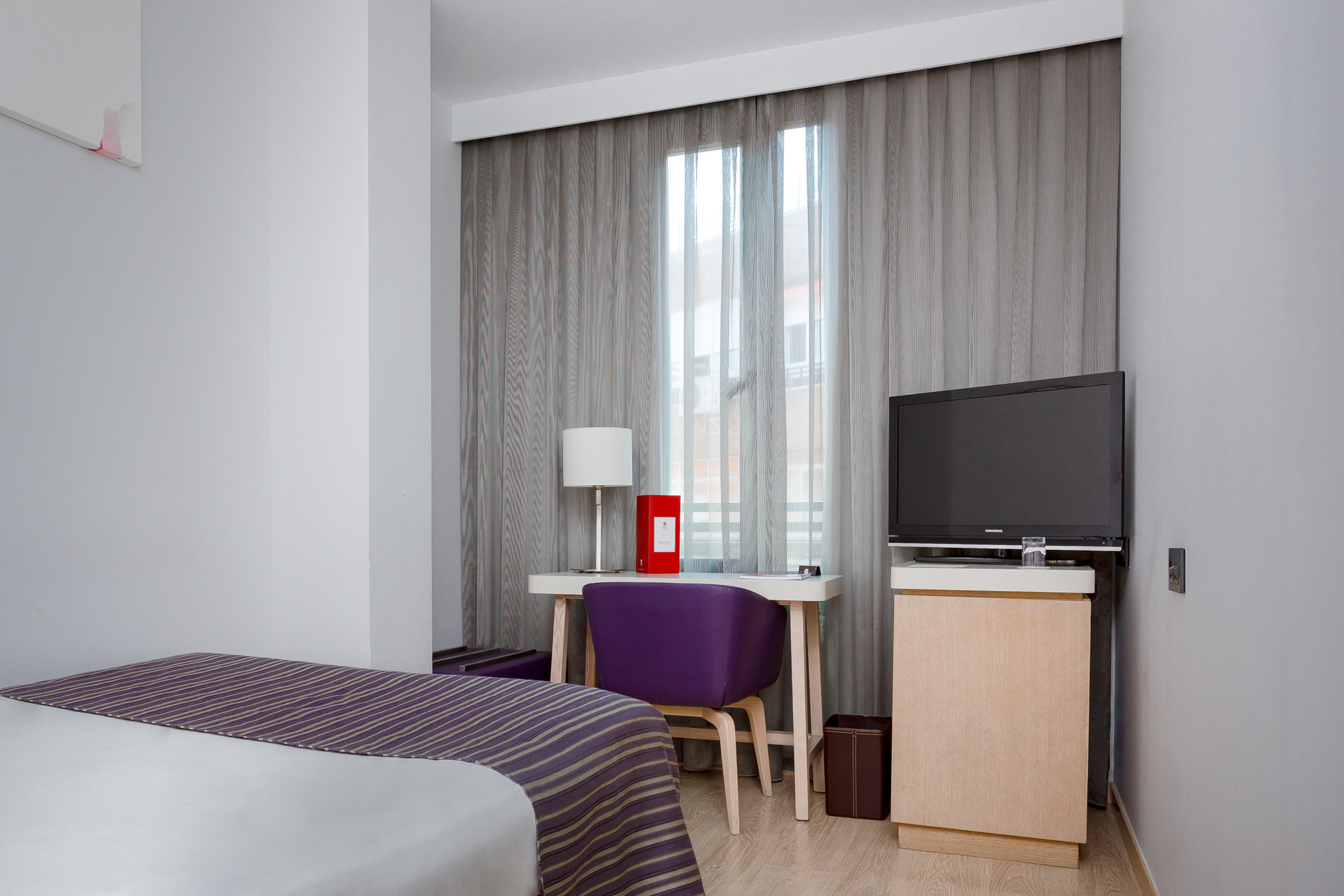 Exe Moncloa Hotel 62/70