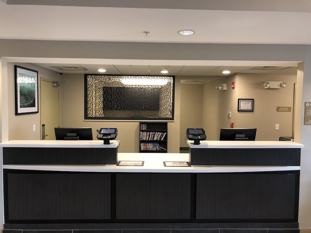 CANDLEWOOD SUITES EL DORADO 5/25