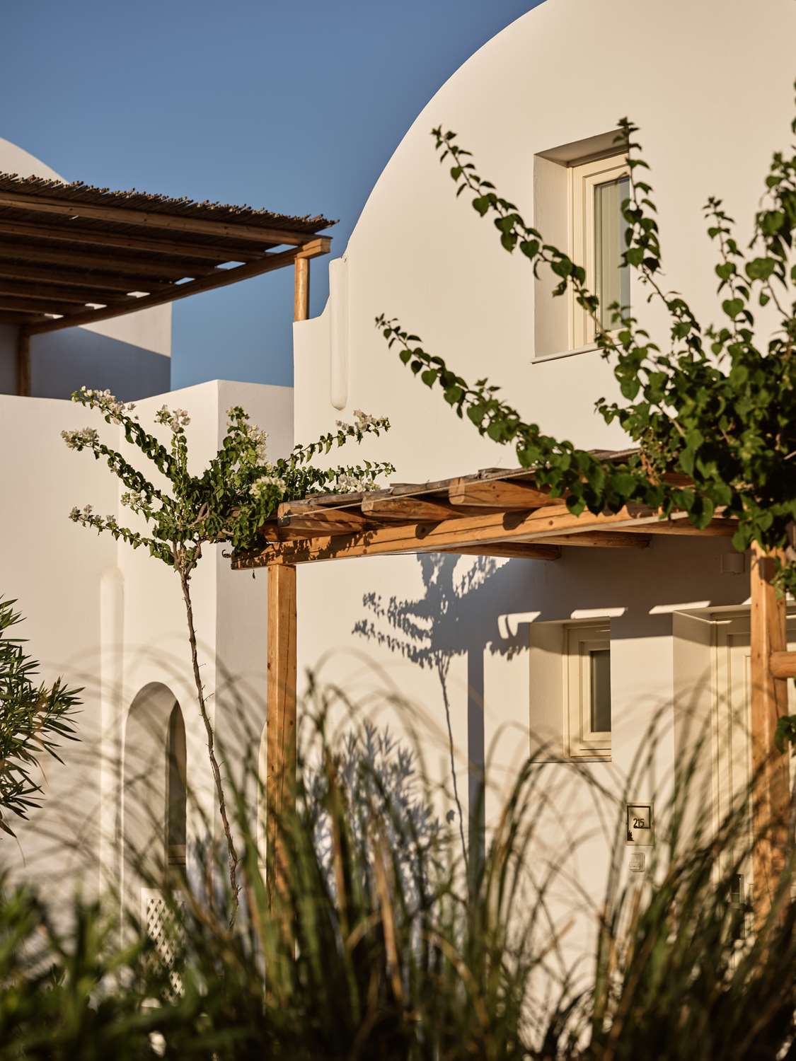 Sea Breeze Santorini Beach Resort, Curio by Hilton 48/50