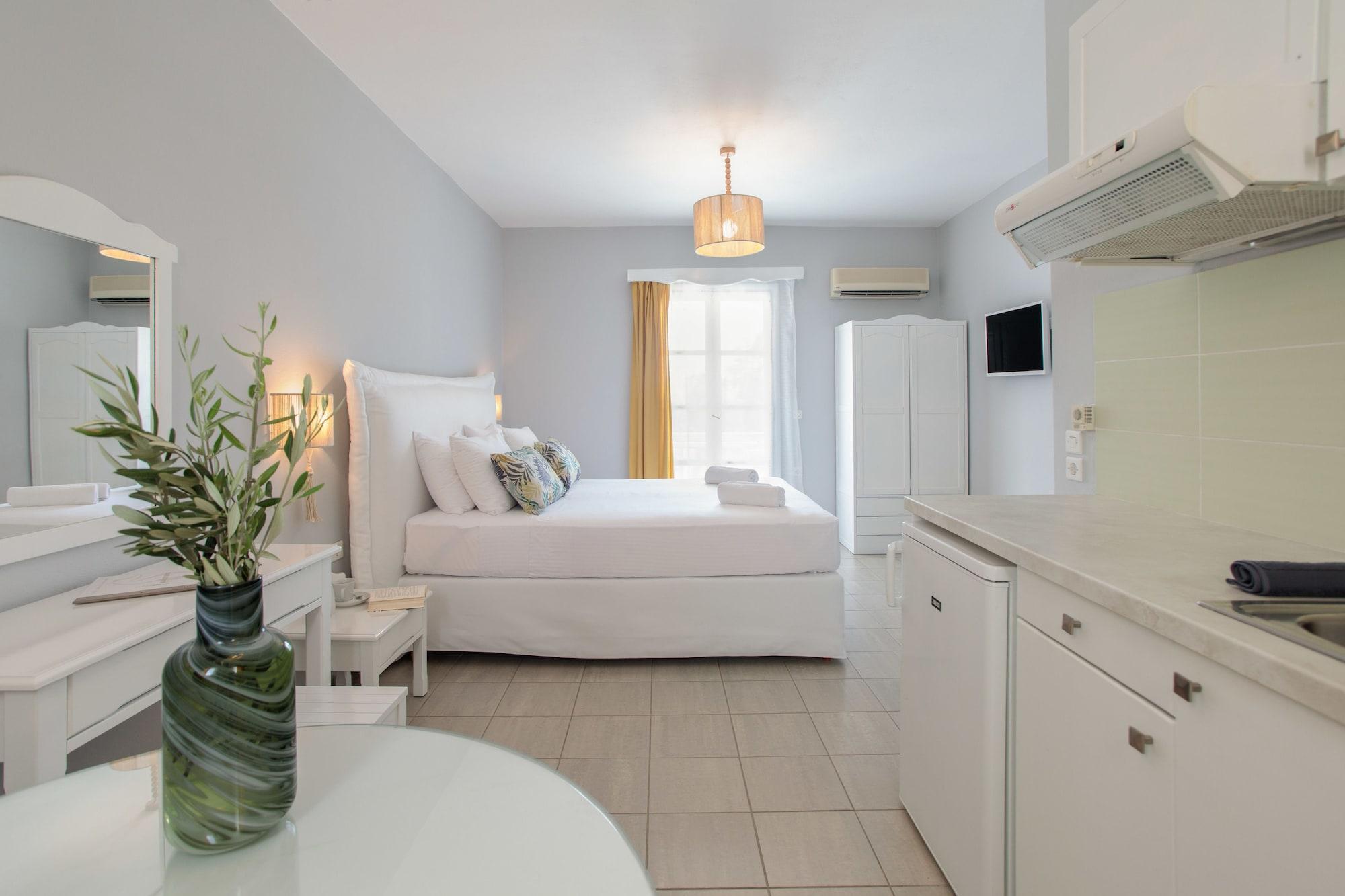 Ippokampos Beachfront 50/50