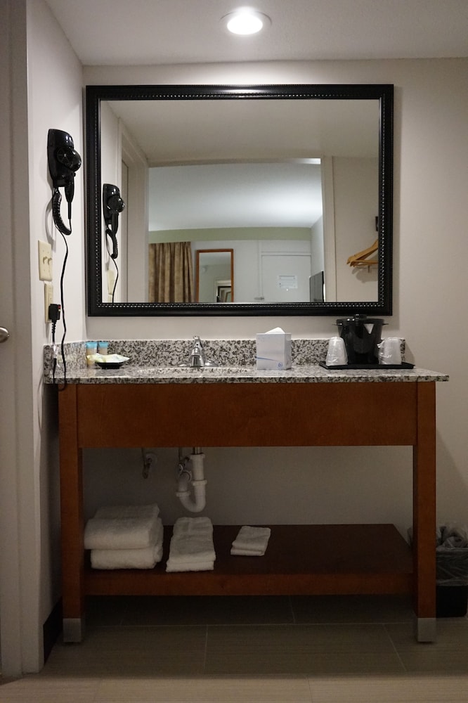 The Smart Stay Inn 9/42