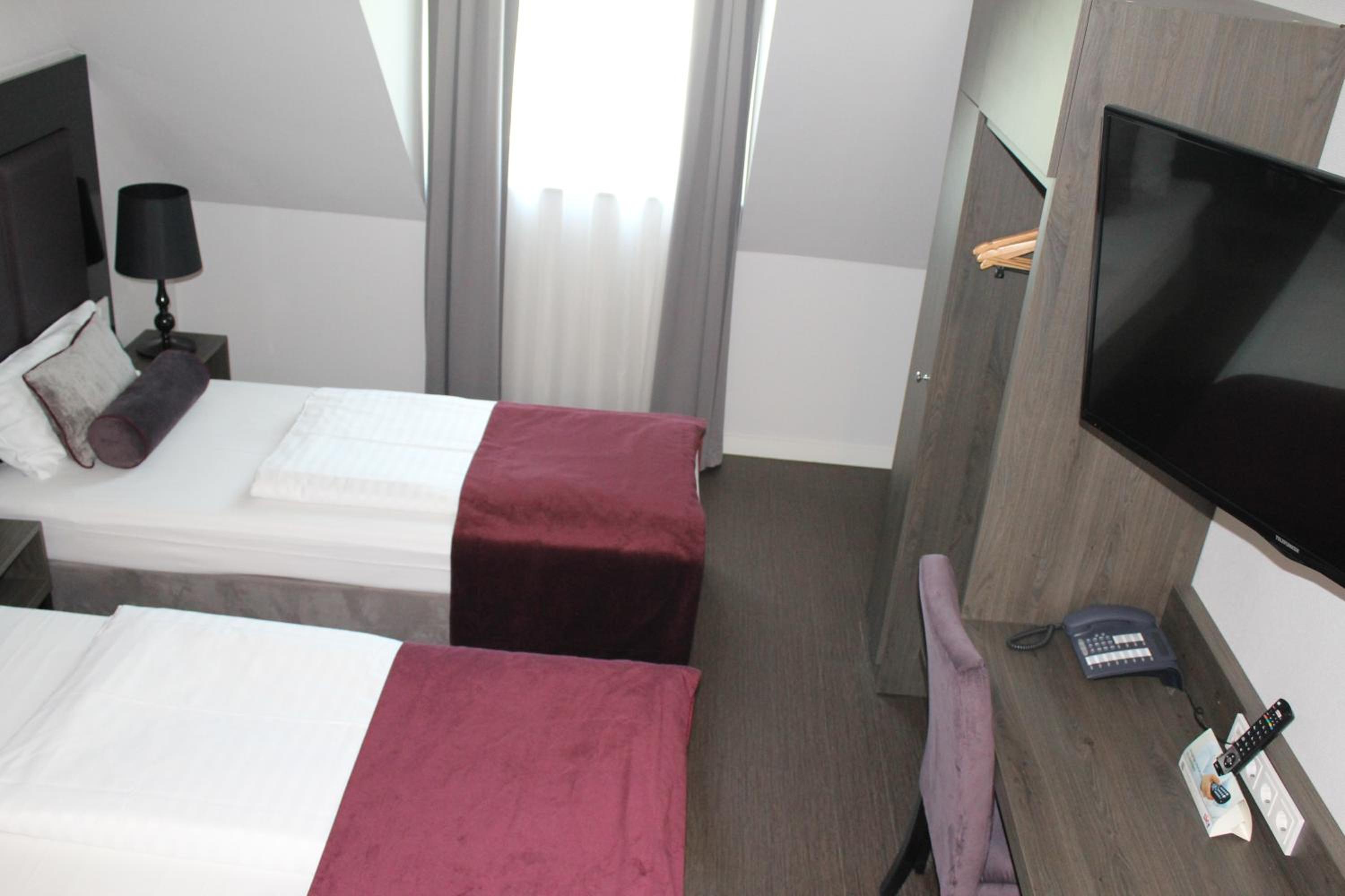 Fair Hotel Europaallee 20/51