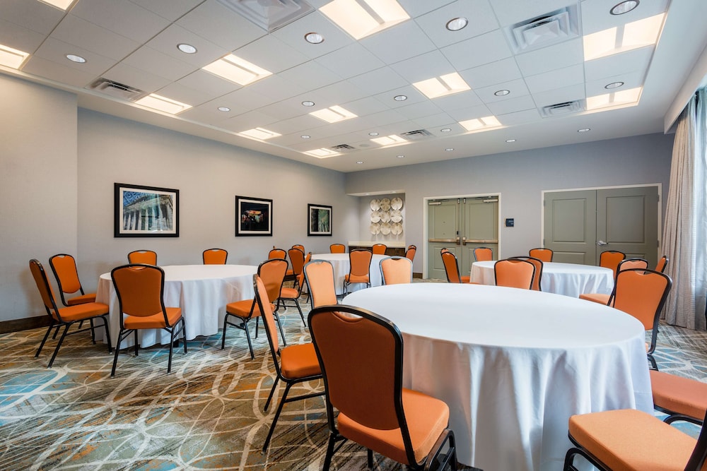Homewood Suites By Hilton Reston Va 47/65