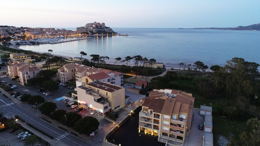 Hôtel L'onda 27/33