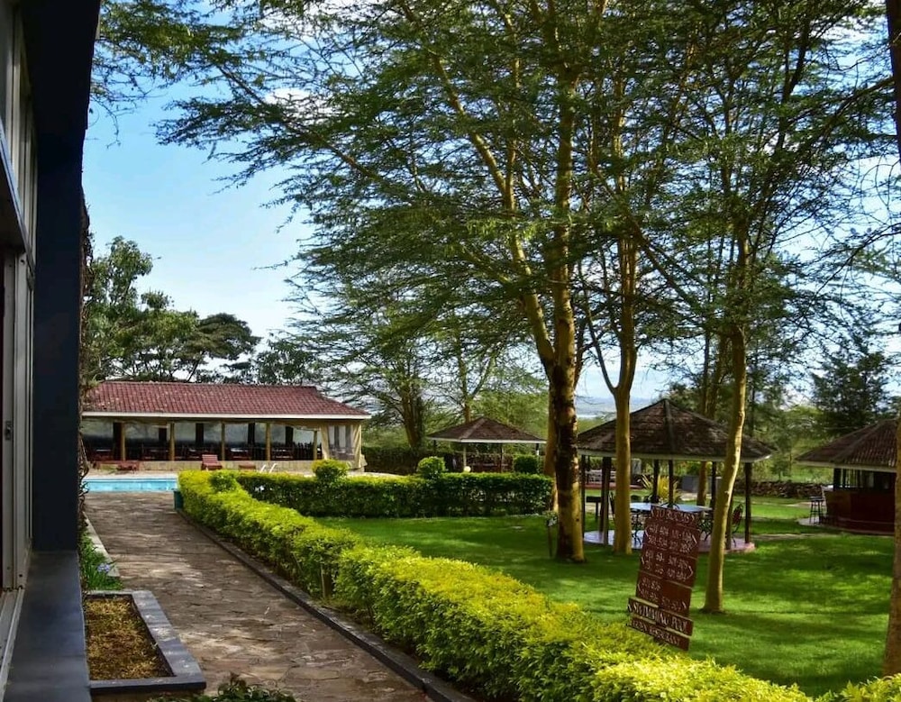 Elementaita Country Lodge 57/67