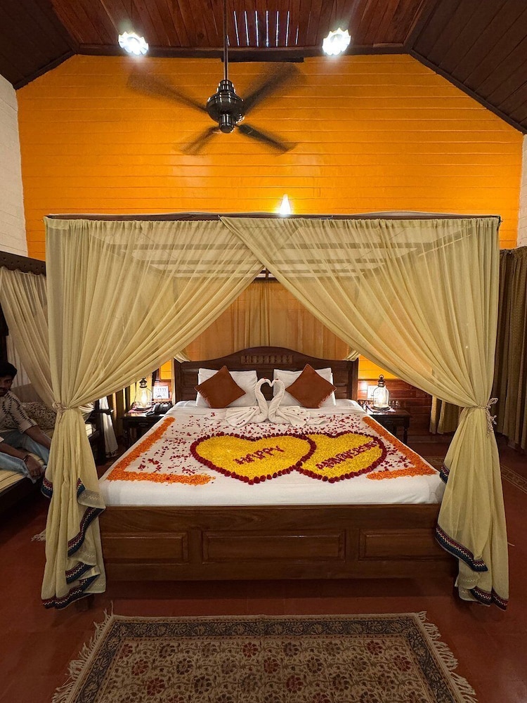 HOYSALA VILLAGE RESORT 29/50