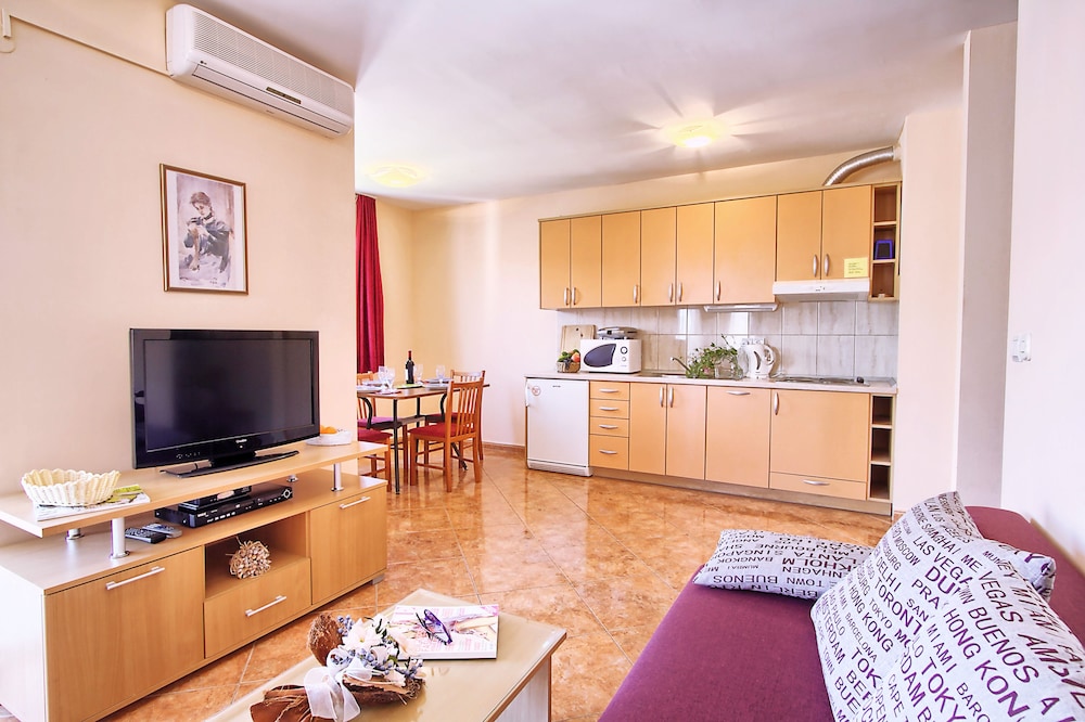 VILLA ERNA 9/61
