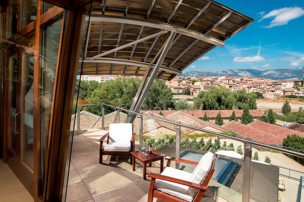 Hotel Marques de Riscal A Luxury Collection Hotel Elciego in ELCIEGO