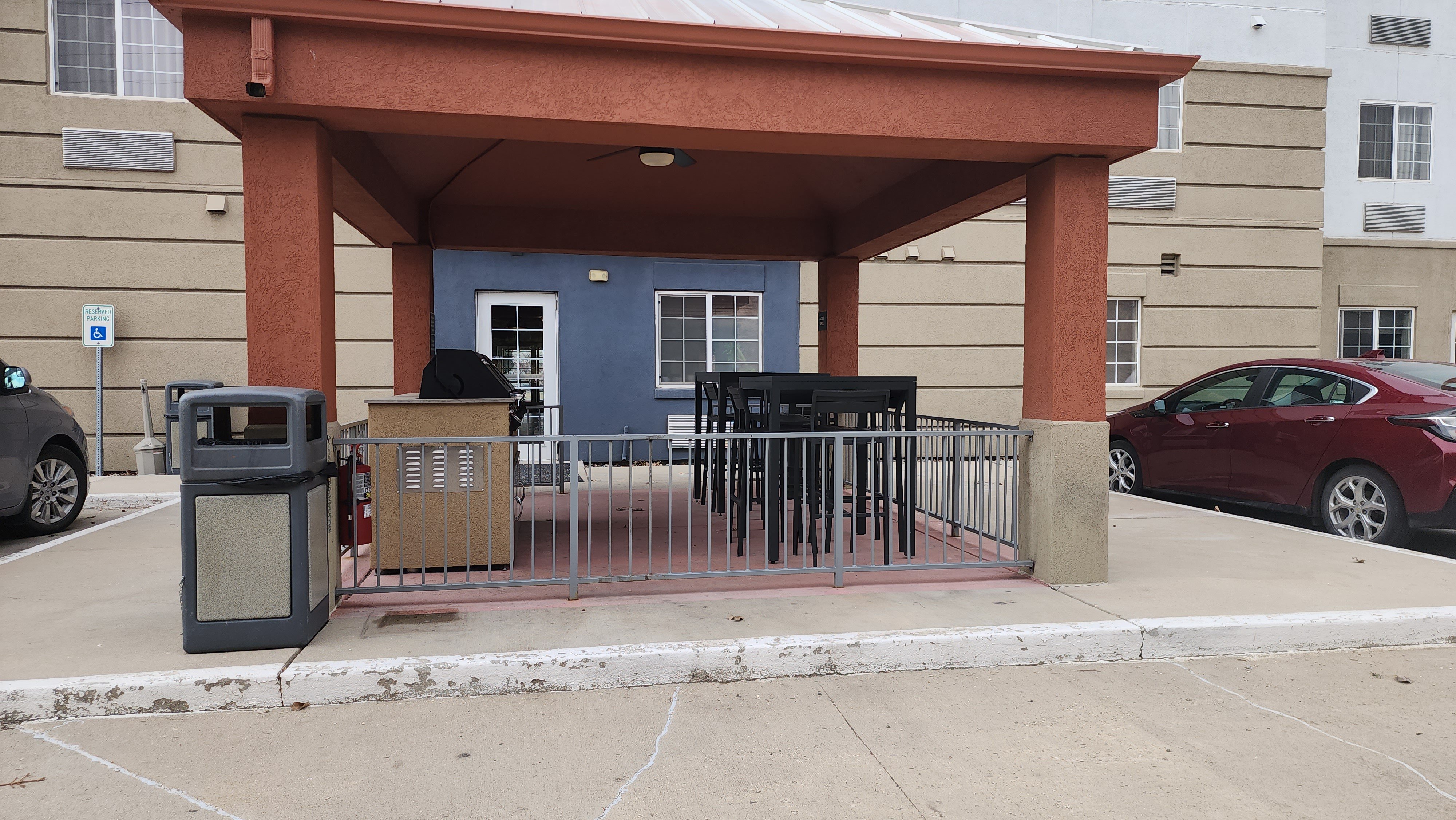 Candlewood Suites Sheridan 70/77