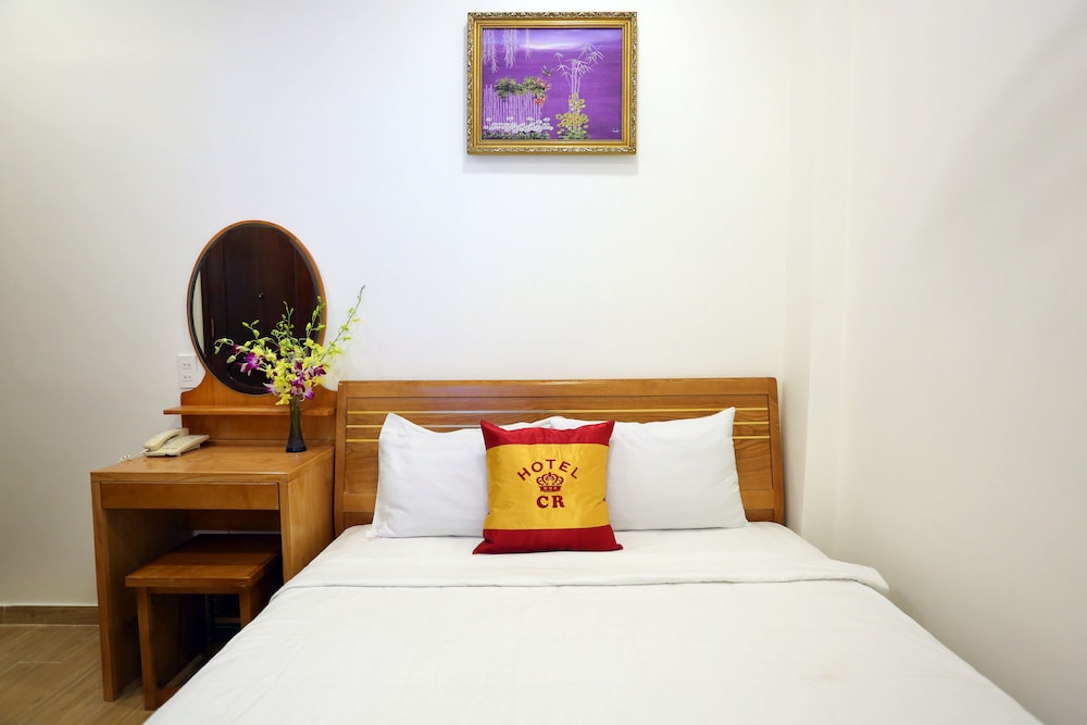 CR Hotel 17/34