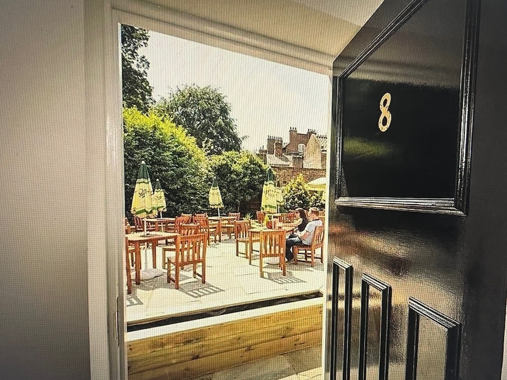 Gillygate Guest House 4/50