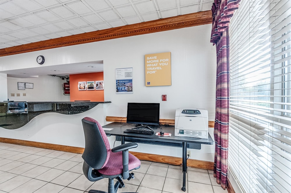 Motel6 Dumfries, VA 32/50