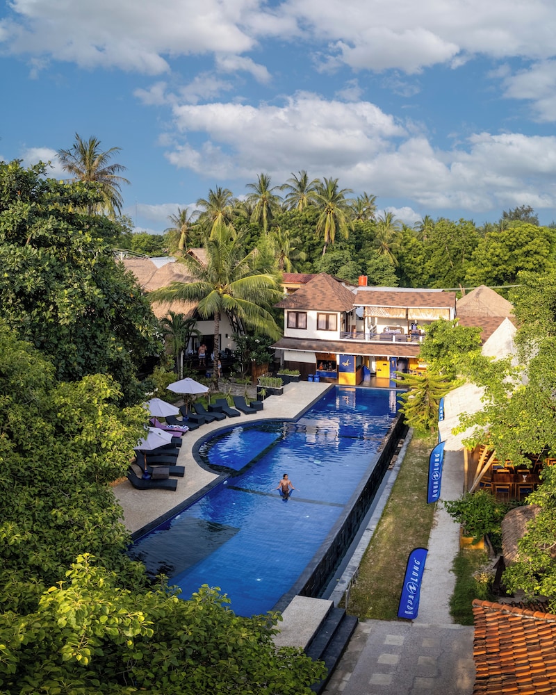 OCEANS 5 DIVE RESORT 53/77